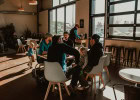 5 erreurs quand on choisit un resto avec des enfants  - Table de resto avec enfants  