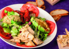 Ces recettes de Pizza Papa réveilleront le gourmand en vous  - La salade végétarienne  