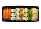 Découvrez la lunch box du mois de Sushi Shop  - Lunch Box Zoe Bassetto  