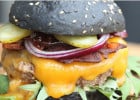 Du burger au charbon végétal chez Goku Asian Canteen  - Black Original Gangster Burger   