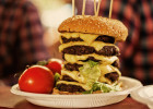 Insolite : un burger de 3 kg  - Burger géant  