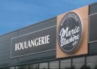 La Boulangerie Marie Blachère fête ses 10 ans  - Visuel au dessus de l'entrée  