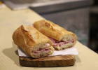 Les meilleurs sandwichs jambon-beurre de Paris  - Sandwich  jambon-beurre du Petit Vendôme  