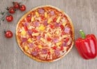 Une pizza saine et équilibrée par Mike Lean  - Pizza, fruits rouges et poivrons  