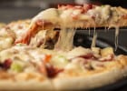 Une pizzeria offre des pizzas aux sans-abris  - Pizza  