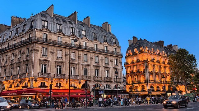  Paris  