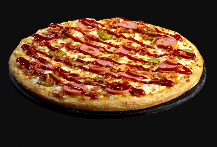  Hot Dog pizza  