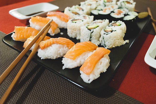  Restaurant sushi  