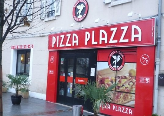  Pizza Plazza Bourges  