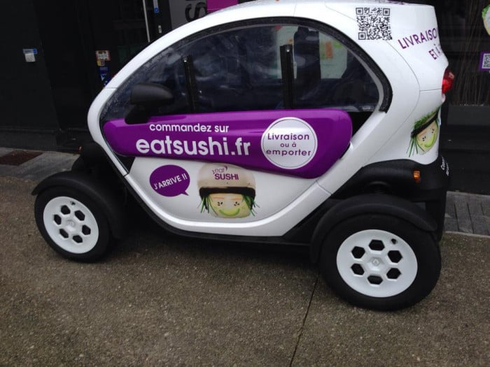  Une Twizzy de Renault chez Eat Sushi  