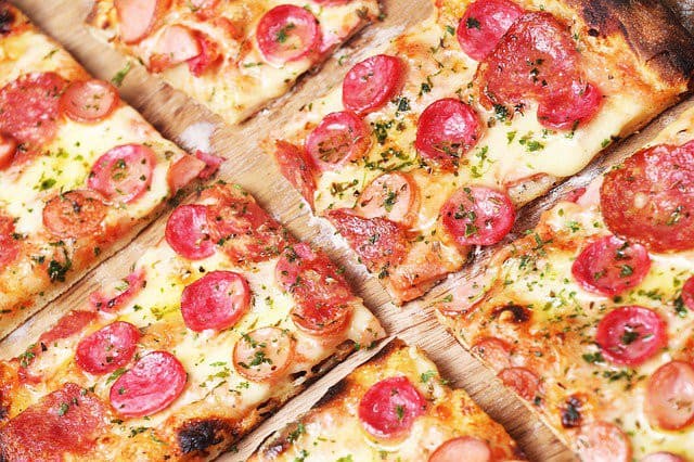 Relation entre pizza et amitié  