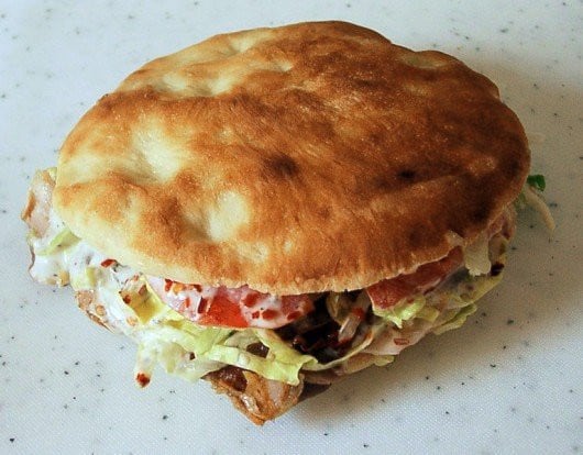  Kebab préparé en sandwich  