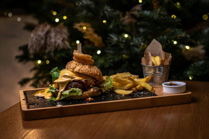  Burger dans un resto à Noel  