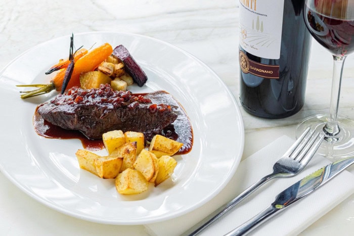 Boeuf et vin rouge
