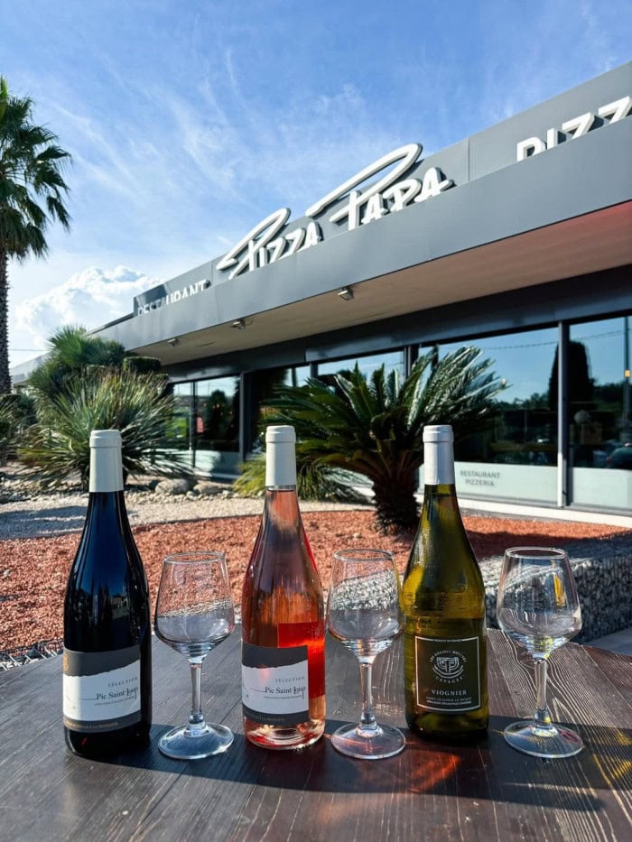 Terrasse et apéro au vin