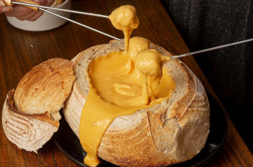 7 restaurants parisiens où faire le plein de fromage