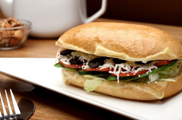 En quoi le bánh mì est-il plus intéressant que le burger ?