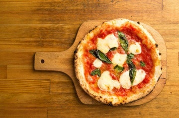Pizza industrielle surgelée : avantages et inconvénienys