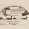 Au pied du Mont