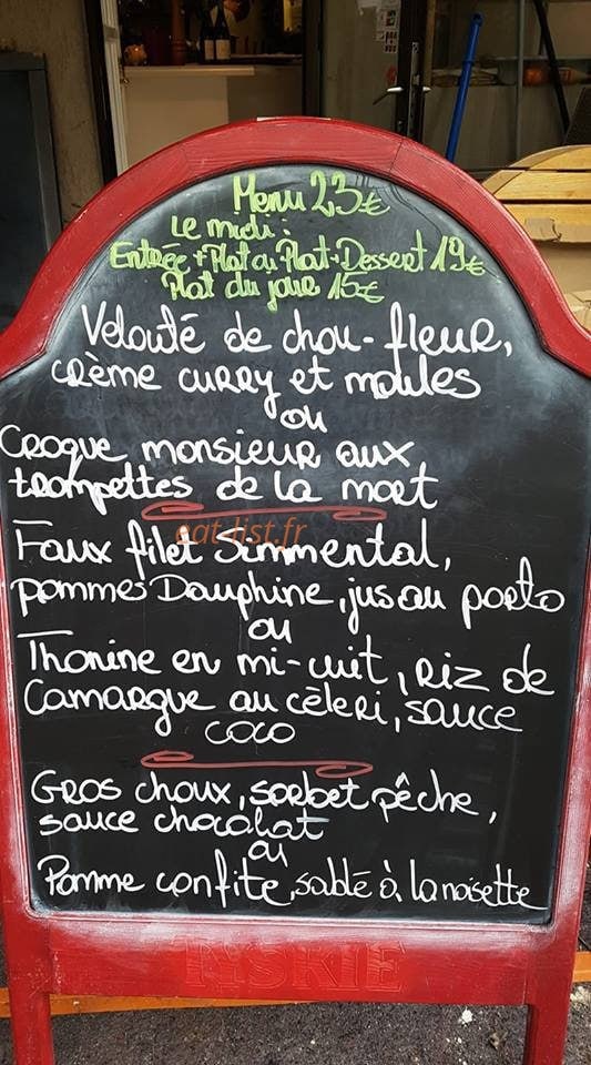 Carte et menu de aux ingrédients à Theoule sur Mer — Exemple de menu