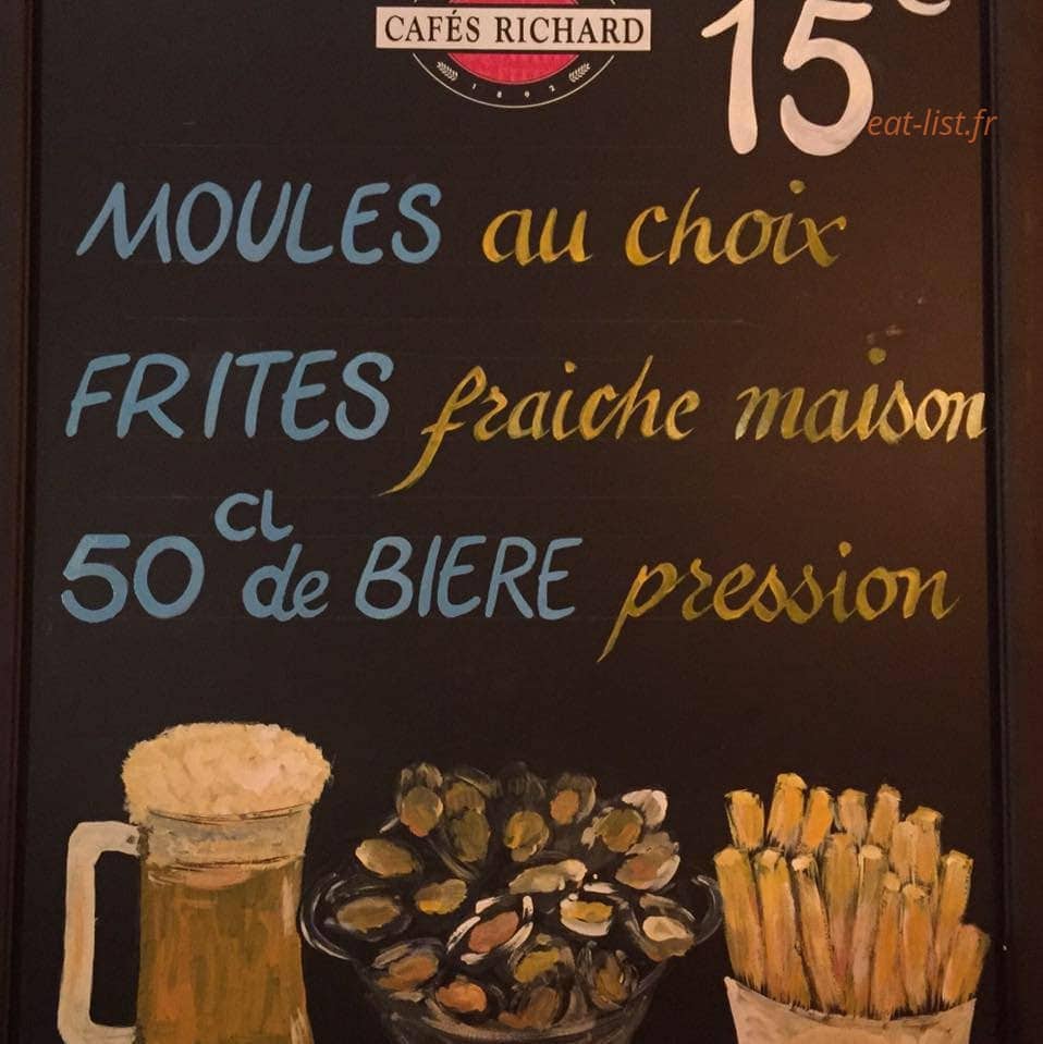 Le story latin — carte page 8
