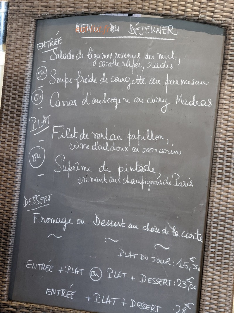 Cuisines du Château — carte page 1