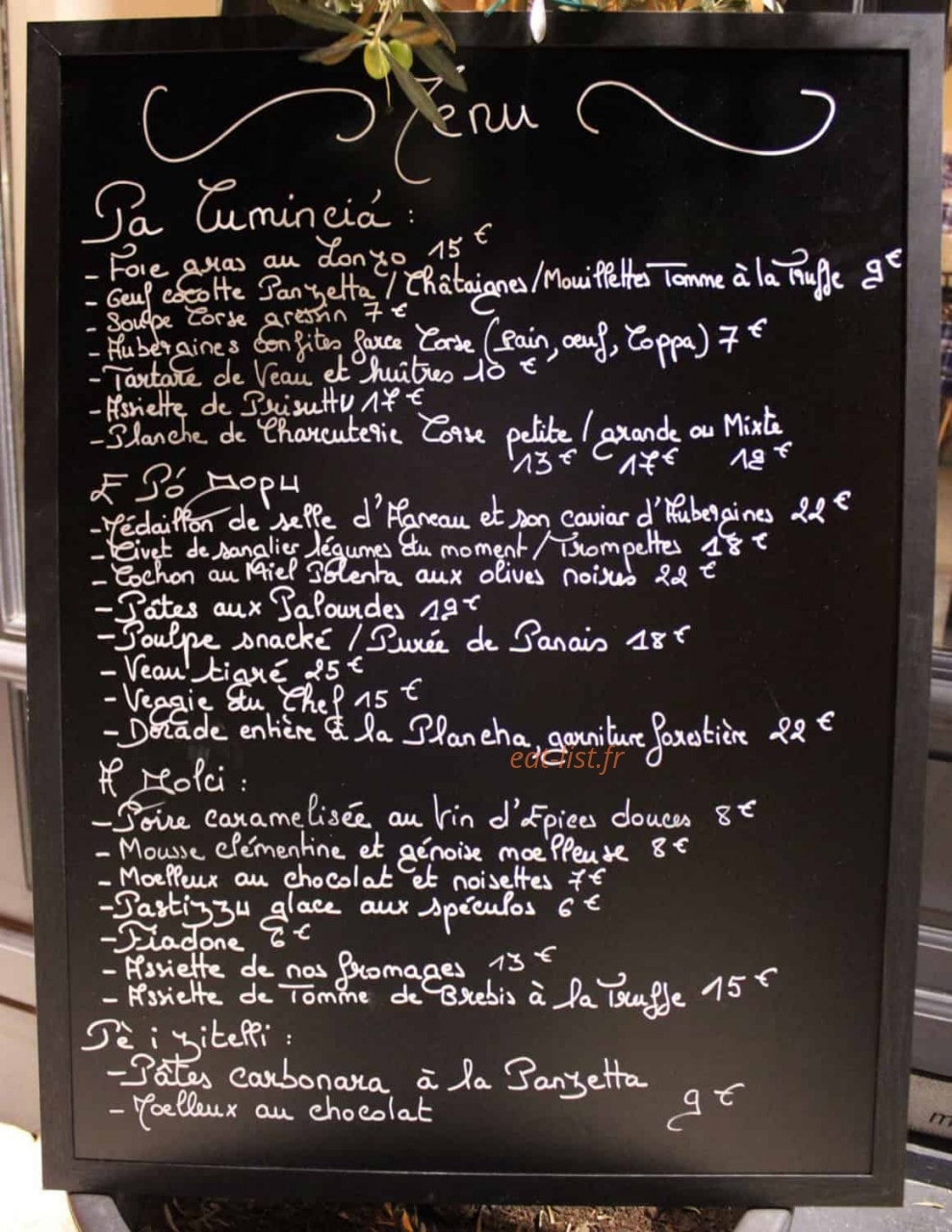 A Casa — carte page 2