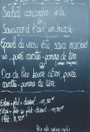Carte et menu de Au QG Restaurant de Village à Quelaines Saint Gault — Un exemple de menu