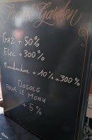 Carte et menu de A l'Aviation à Voisins le Bretonneux — Exemple de menu
