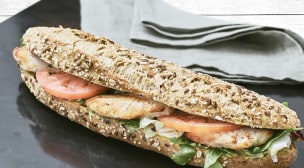 Le club - Le sandwich poulet curry