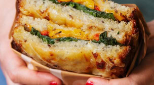 Pomme de Pain - Un croque poivrons parmesan