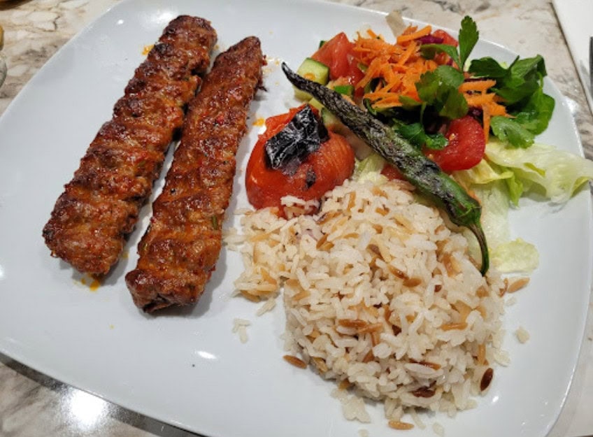 HG restaurant — photo 2