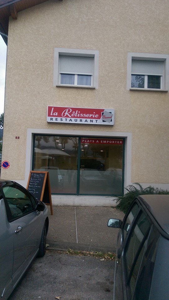 La rôtisserie — Viandes et Grillades à Montreal la Cluse — photo 2