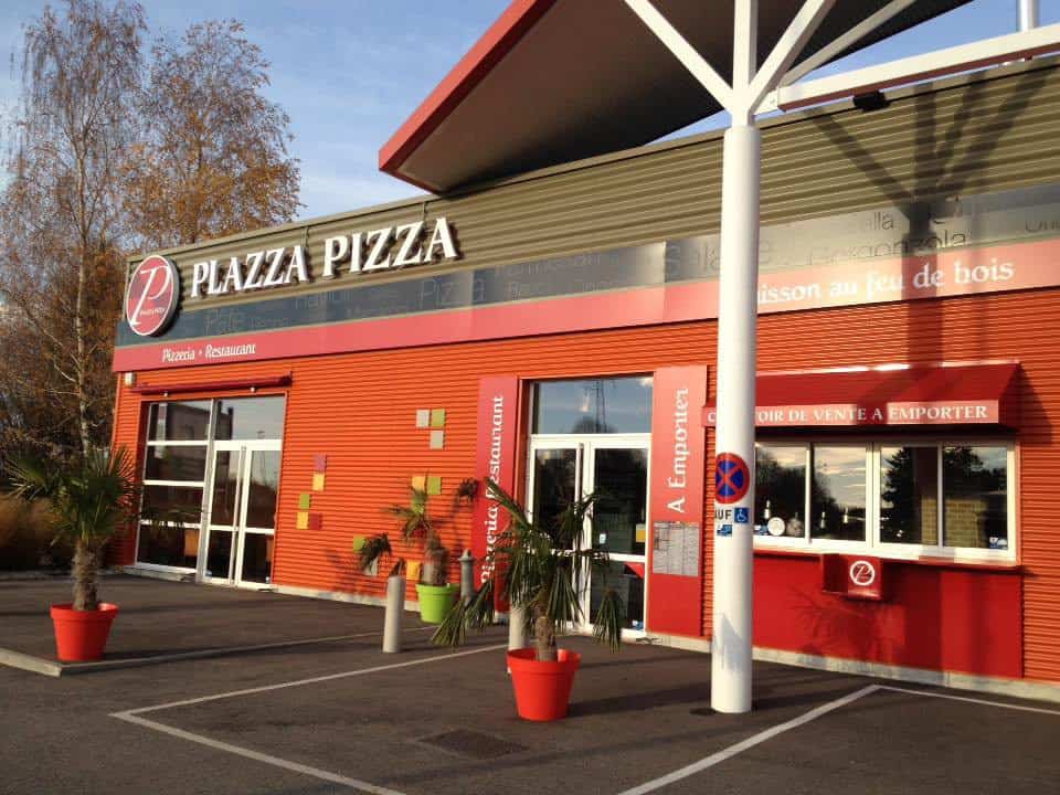 Plazza Pizza — photo 2