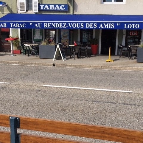 Au Rendez-Vous des Amis — photo 2