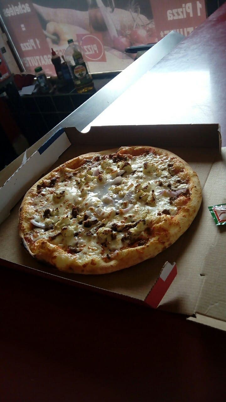 Pizza Service Food — photo 3