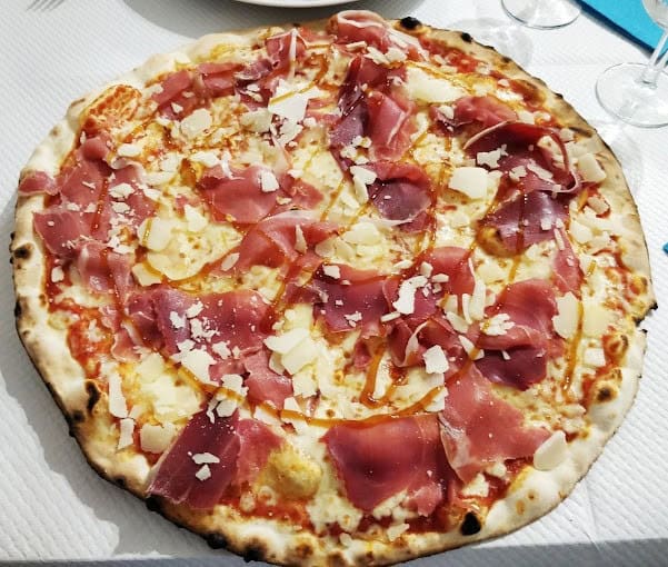Belletti Jimmy — Restaurant Italien à Montaiguet en Forez — photo 2