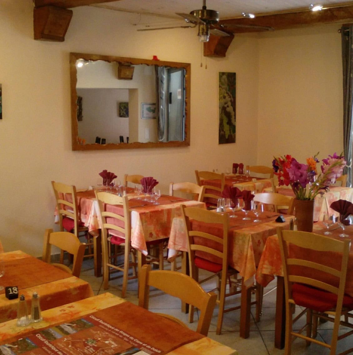Chez Tina — photo 3