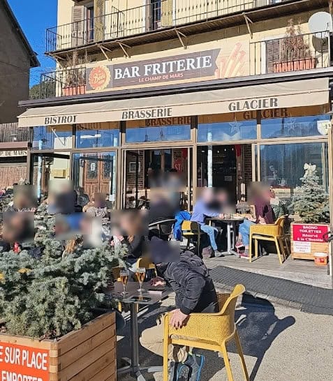 Le Champ de Mars - Bar Friterie — photo 3