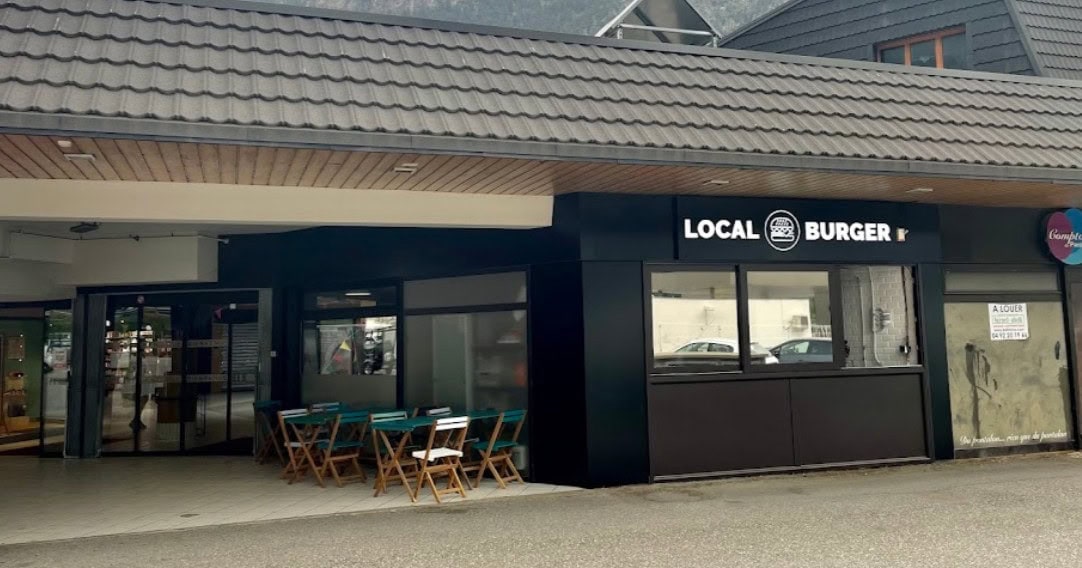 Local burger — photo 3