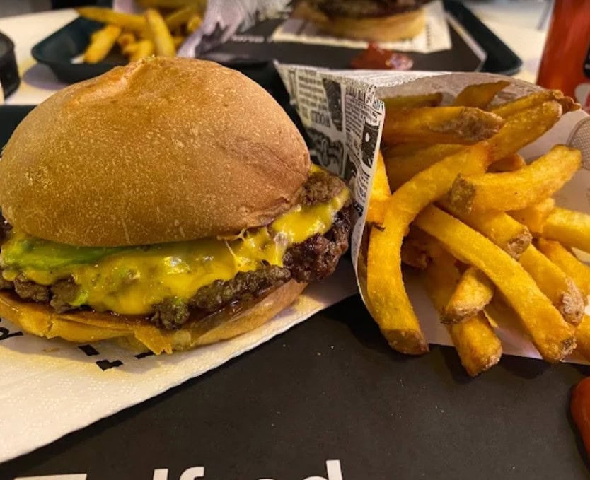 Alfred Burger — photo 2