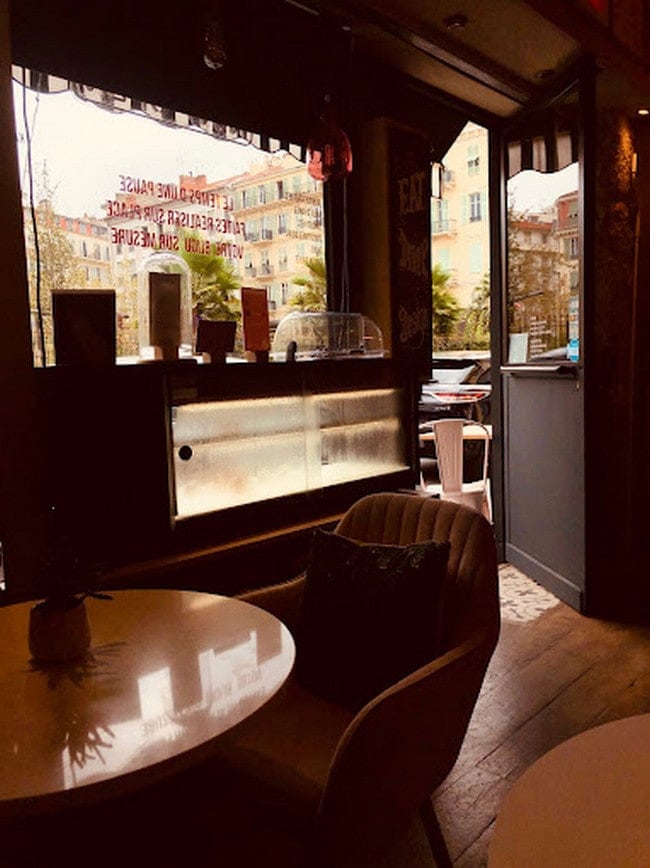Delarosa cafe — photo 3