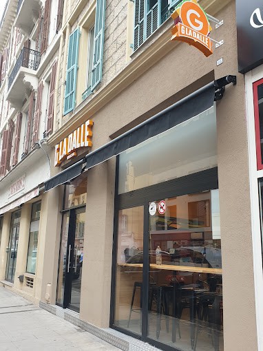 G La Dalle — photo 3