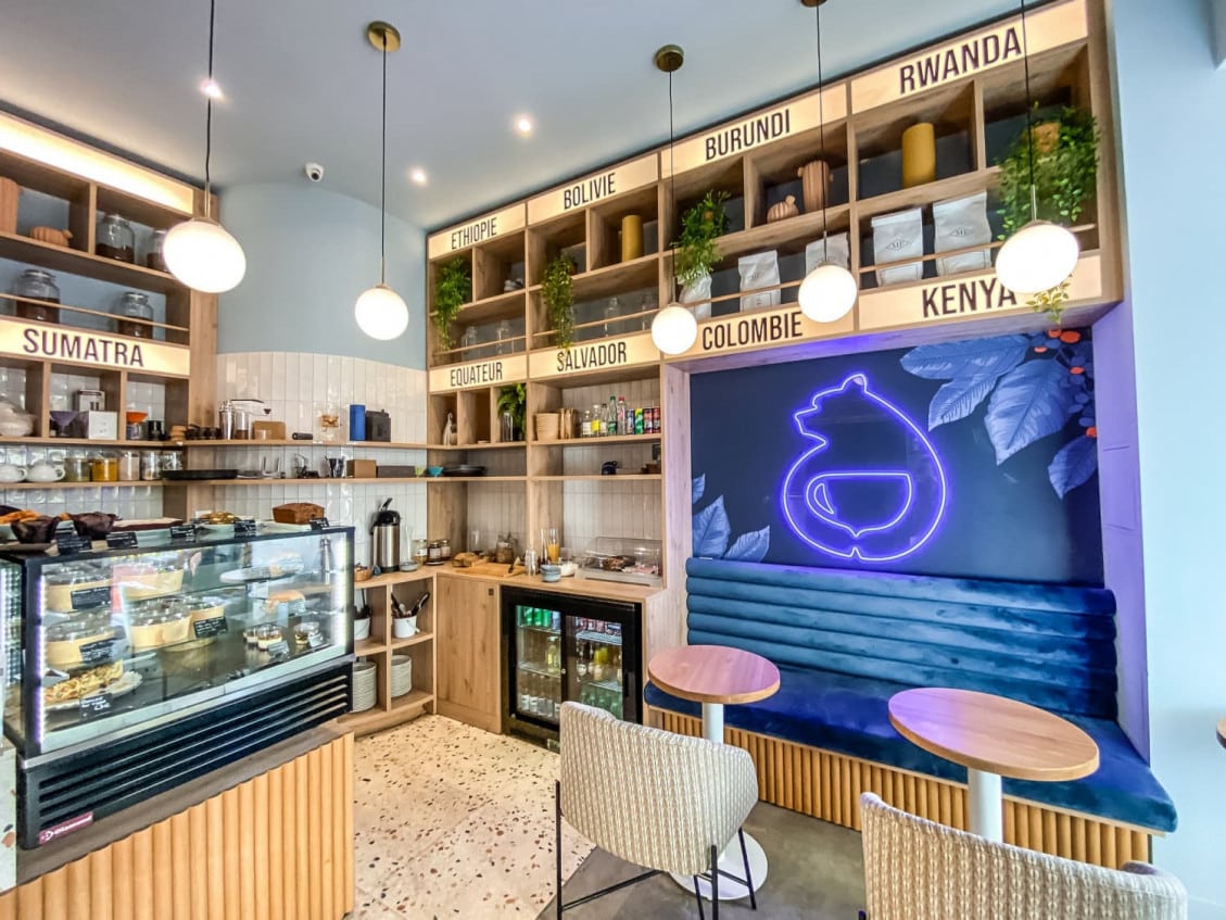 Hug Café — photo 2