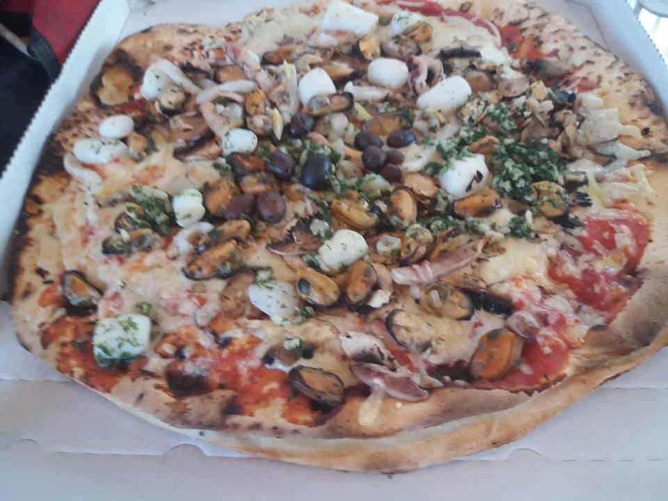 La Bella Pizza — photo 2
