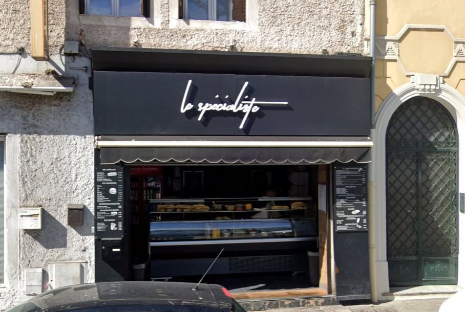 Le Specialiste — photo 2