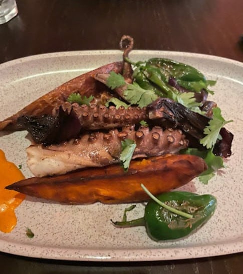 Photo de Loka Bar Kitchen