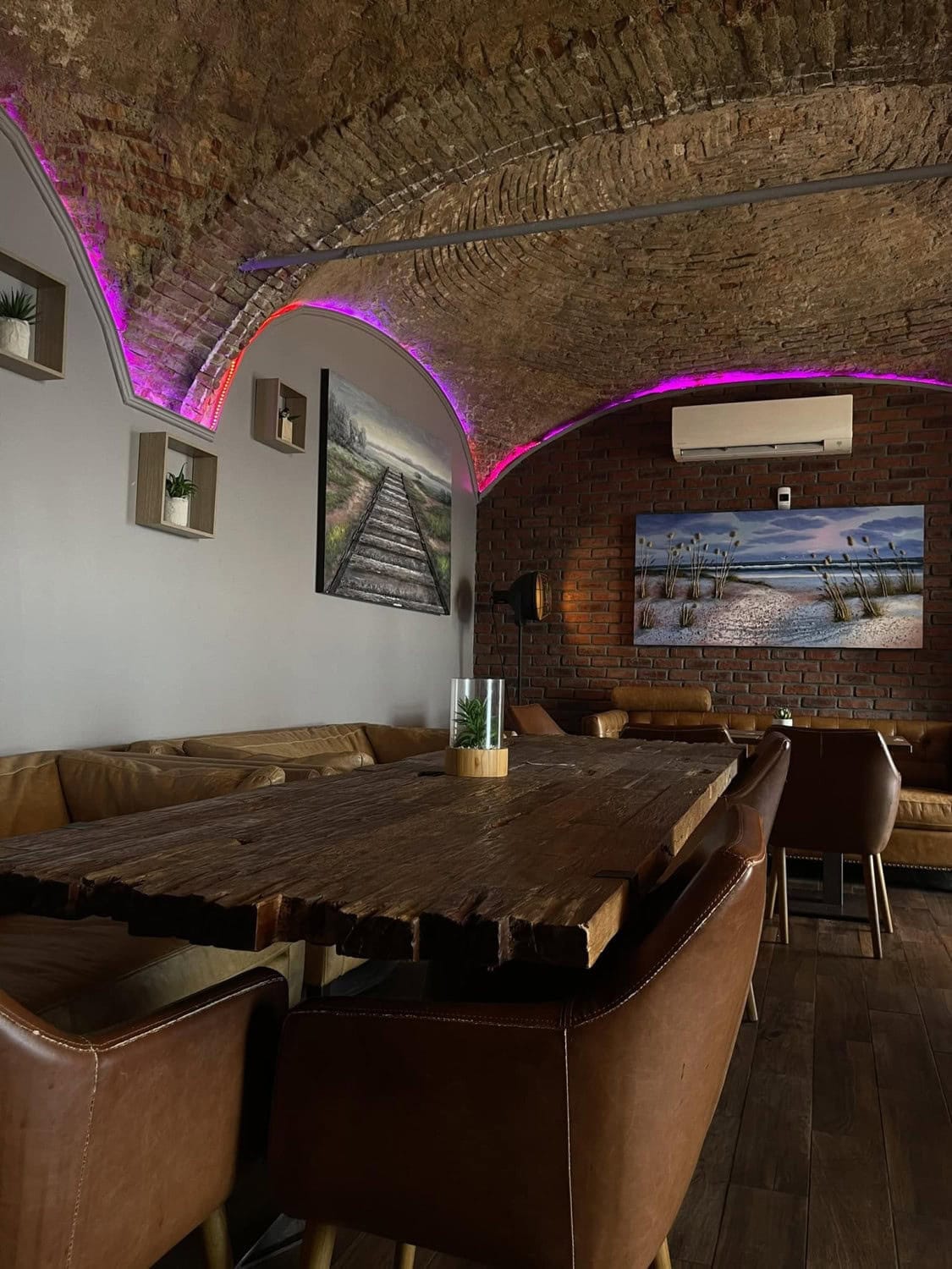 Obsession Pub — photo 3