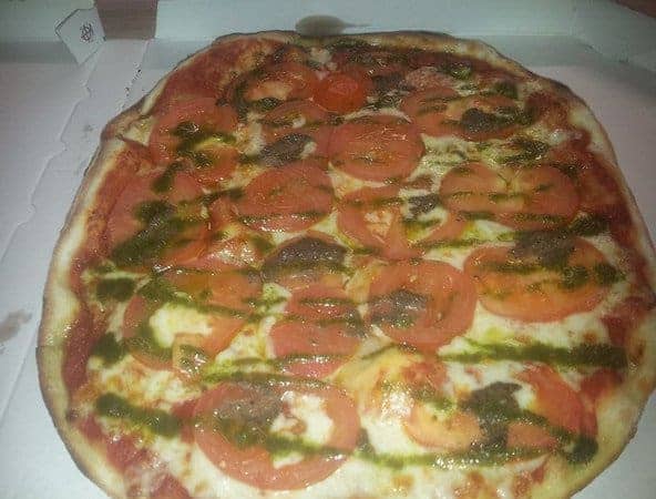 Artisanal Pizza — photo 3