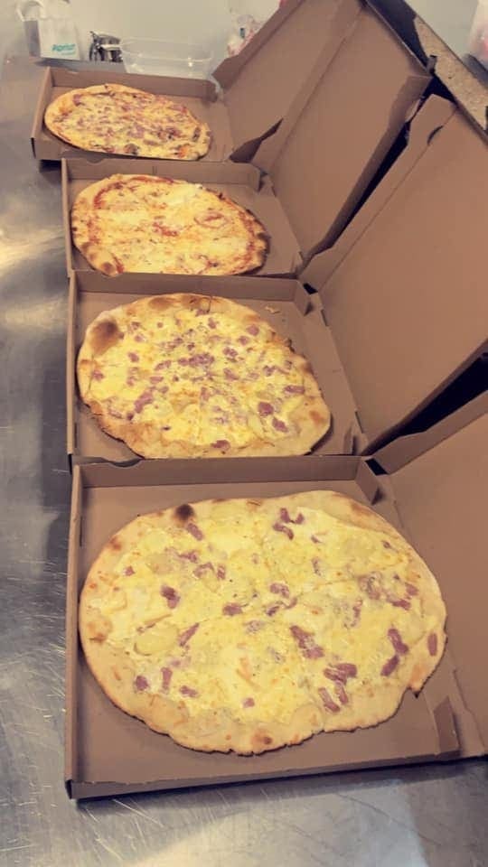 H tag # pizza — photo 2